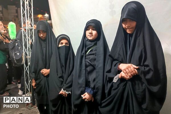 صحیح خوانی و باز خوانی احکام در موکب شمیم میدان امام خامنه‌ای شهرستان قدس 