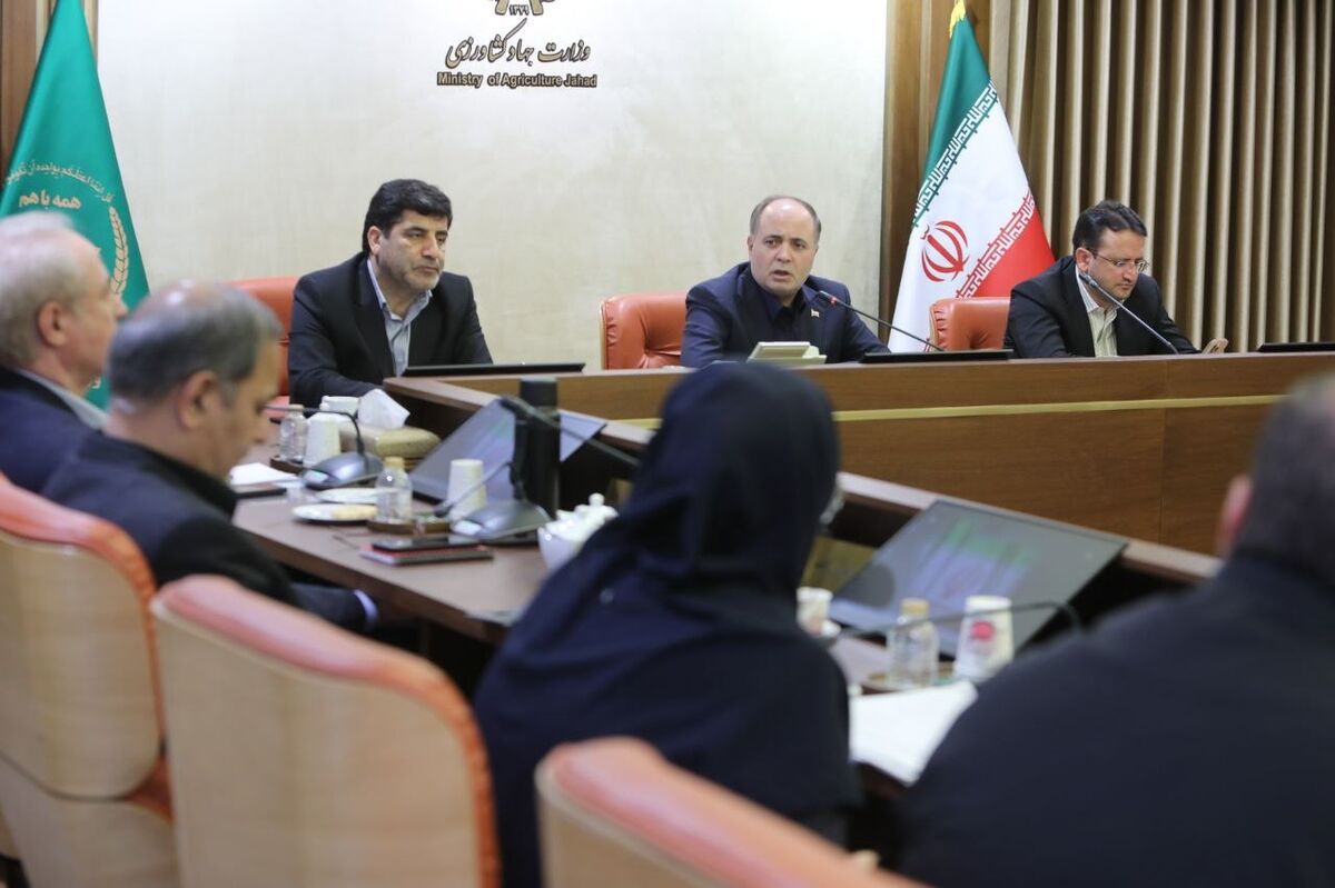 امنیت غذایی کشور با قدرت تمام حفظ شد/ ناکامی دشمن در اخلال در اقتصاد و بازار

