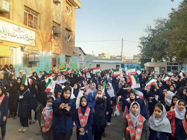 ۱۳ آبان روز دانش آموز و شهادت حضرت فاطمه زهرا در مدرسه مهندس رحمانی فرد ناحیه ۱ مشهد مقدس