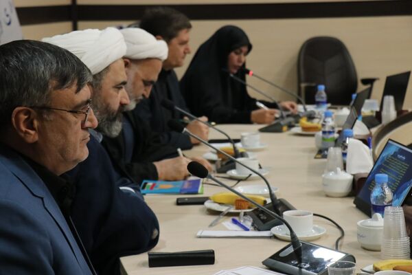نشست هم‌اندیشی کانون‌های فرهنگی هنری مساجد با حضور معاون فرهنگی اجتماعی استاندار 