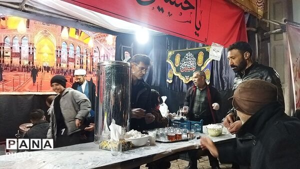 خیمه العباس ، موکبی برای پذیرایی عاشقان وطن در بلوار فضل 