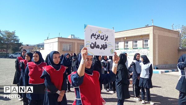 المپیاد ورزشی درون‌مدرسه‌ای در هنرستان بنت‌الهدی صدر