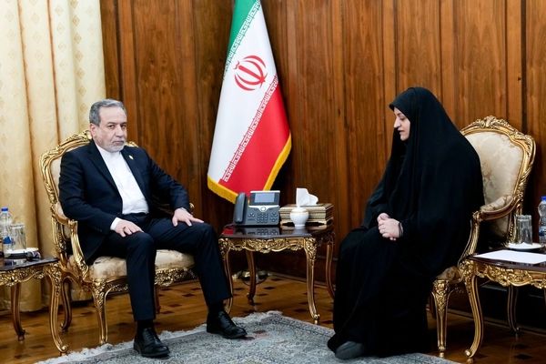 دیدار سرکنسول ایران در آلماتی با وزیر امور خارجه