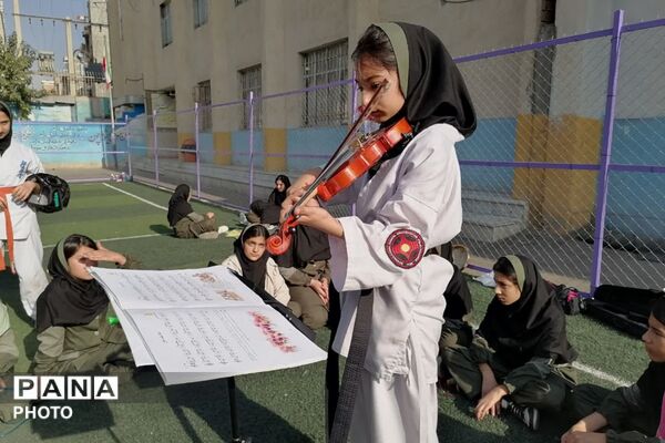  ایستگاه‌ نشاط و شادی در دبستان رضوان