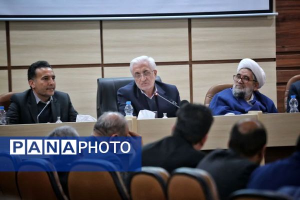 جلسه هم‌اندیشی مسئولان شهرستان سملقان با حضور استاندار