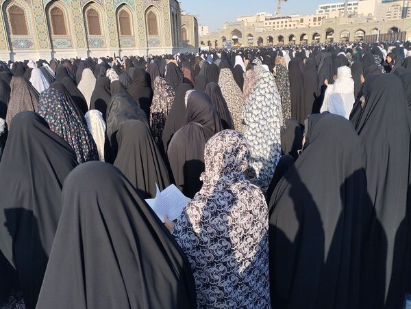 اقامه نماز عید فطر در حرم مطهر رضوی