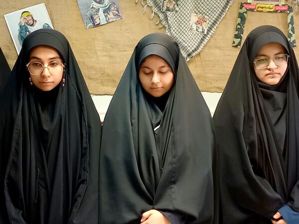 افتتاح اتاق بسیج دبیرستان شهدای اقتدار شهرستان ملارد