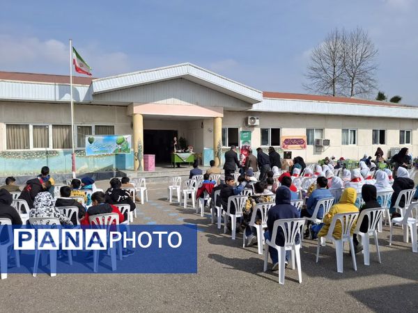 روز درختکاری و نیکوکاری در دبستان ارشاد قائمشهر