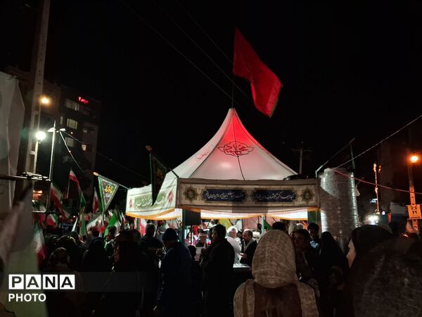 خدمات رسانی موکب های مردمی حسینه فضل نیشابور