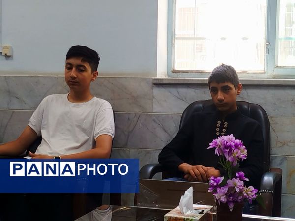 دیدار روسای انجمن اسلامی مدارس شهرستان کاشمر با معاون پرورشی و تربیت بدنی کاشمر