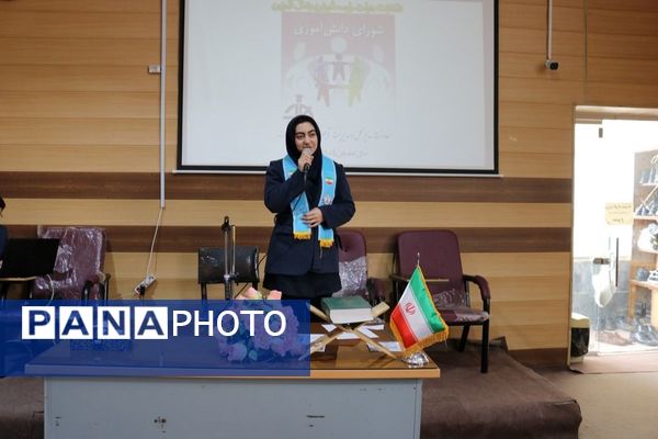 انتخابات هیات رئیسه‌ شورای دانش‌آموزی شهرستان مرند