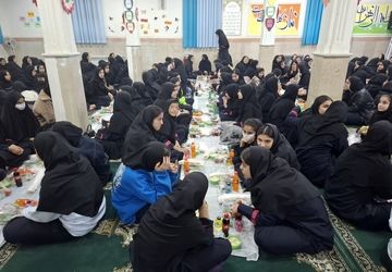 مراسم افطاری در آموزشگاه ملوک زندی پیشوا برگزار شد