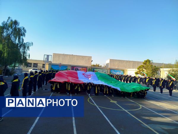 صبحگاه تمام تشکیلاتی دبیرستان تقی‌پور مراغه