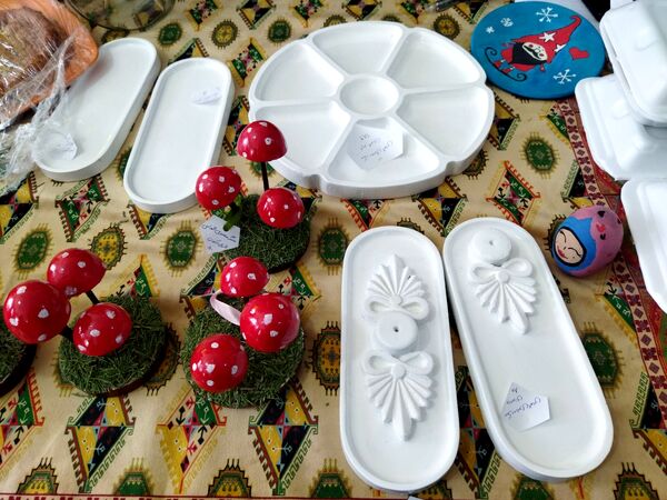 بازارچه دست‌سازه‌های دانش‌آموزان شهر راز