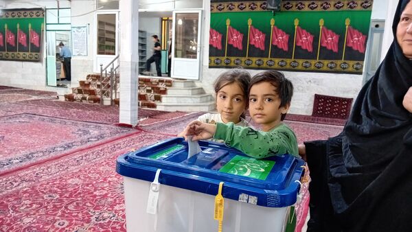 حضور در انتخابات؛ سیلی به استکبار است