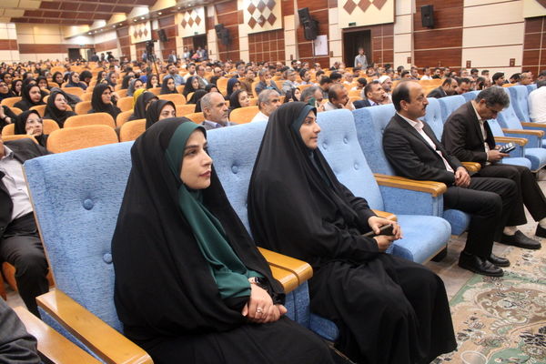 تجلیل از معلمان نمونه استان بوشهر