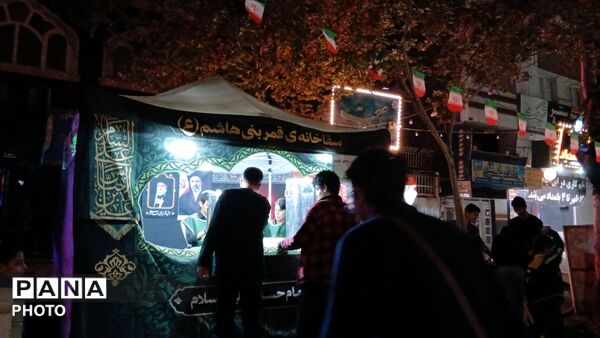 نیشابوری ها همچنان در میدان حاضرند 