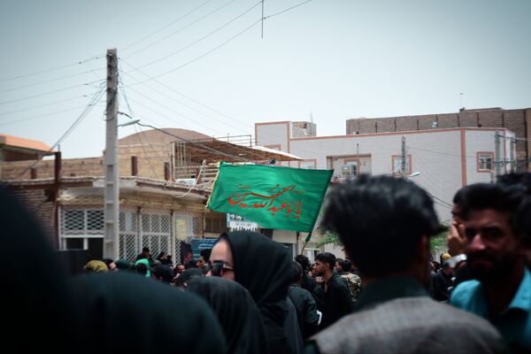 زابل در ماتم حسین؛ گلزار شهدا شهرستان زابل میزبان اشک و شور عزاداران حسینی