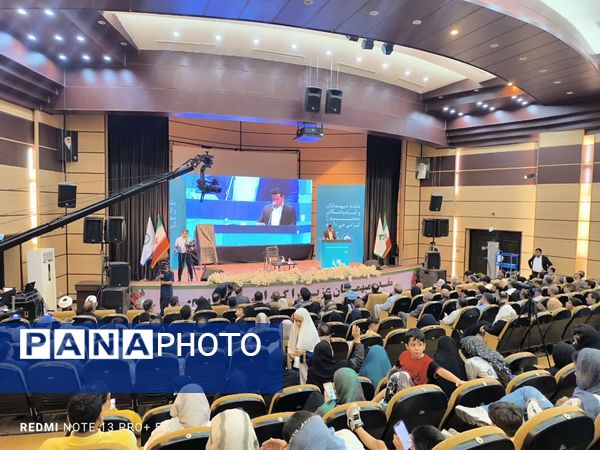 نکوداشت یک عمر فعالیت علمی و فرهنگی استاد دکتر ابراهیم قیصری در شهرستان جم