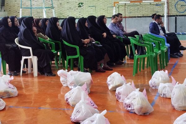 اعزام کاروان تجهیزات ورزشی - بهداشتی مهر بانشاط به مدارس فاروج 