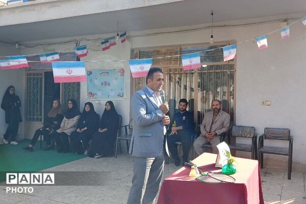 شور و نشاط هفته تربیت بدنی در دبیرستان مهردخت
