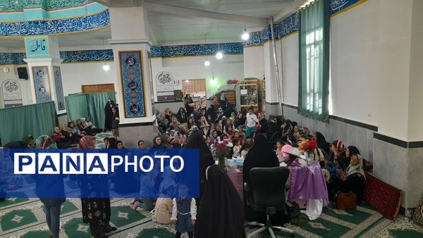 مراسم جشن دهه کرامت و استقبال از پرچم حرم رضوی در شهرستان‌فیروزکوه