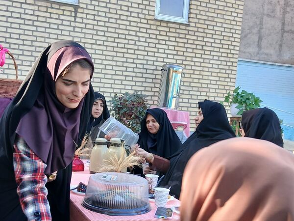 کافی شاپی به وسعت آرزوهای فاطمیه
