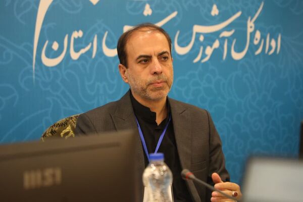 نشست مسئولان آموزش و پرورش استان قم