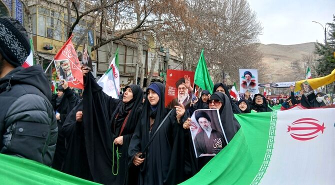 بیعت فرهنگیان رودهن با سومین رهبر انقلاب اسلامی