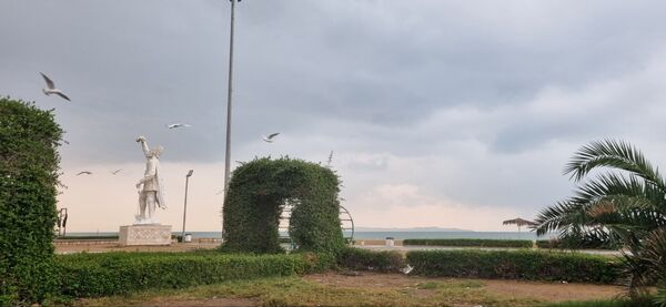 بارش باران چهره بندرعباس را پاییزی و دل‌انگیز کرد