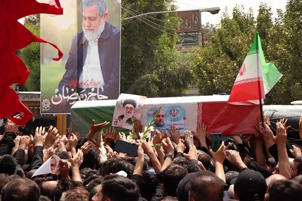 پیکر سردار شهید «ایزدی» در حرم حضرت معصومه(س) آرام گرفت