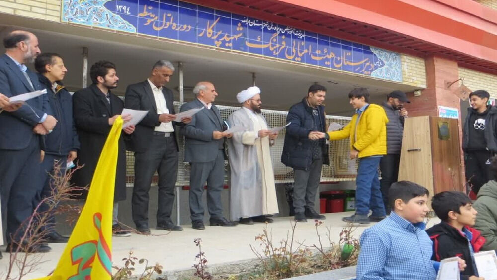 دانش‌آموزان، معماران تمدن نوین در عصر دیجیتال هستند