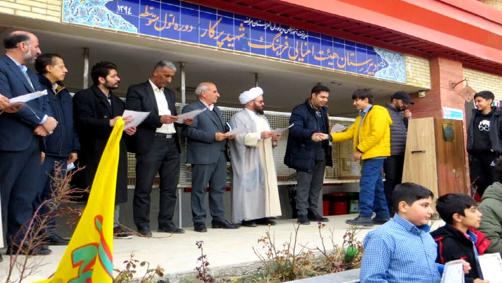 دانش‌آموزان، معماران تمدن نوین در عصر دیجیتال هستند