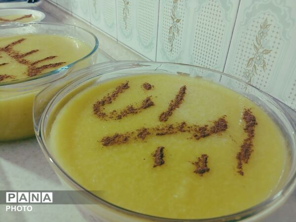 هم‌زمان با ماه رمضان،خیرات مردمی مردم کرج برای شادی روح رهبر معظم انقلاب و سلامتی رزمندگان اسلام 