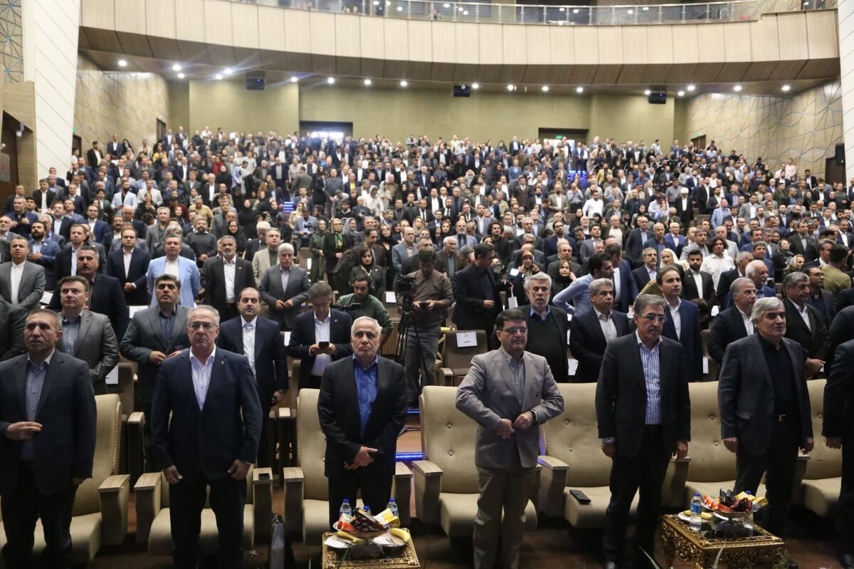 گرامیداشت روز صنعت و معدن آذربایجان‌شرقی با تجلیل از ۵۴ واحد صنعتی و معدنی