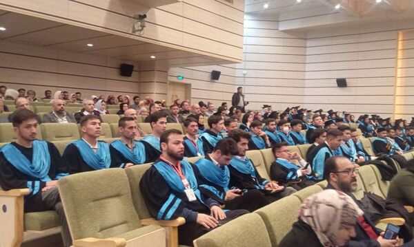آیین نکوداشت دانش‌آموختگان بین‌المللی دانشگاه‌های ایران در دانشگاه شیراز