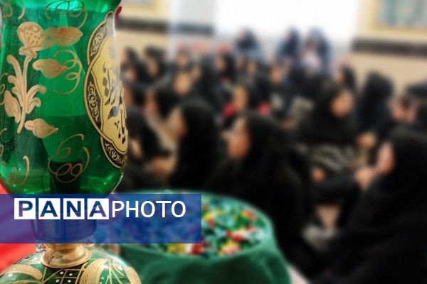 جشن نیمه شعبان در دبیرستان دخترانه صدیقه طاهره ناحیه یک شهرری 