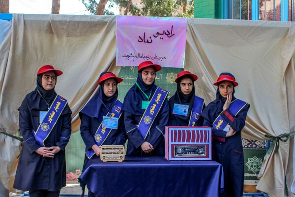 آیین بزرگداشت هفته بهداشت روان و انتخابات همیار مشاوران