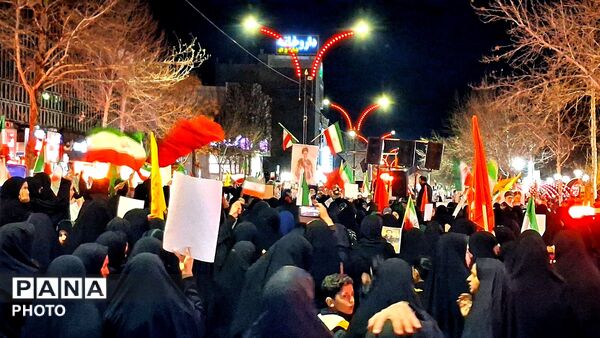مراسم وداع با شهید پاسدار محمد صادق نظافتی در کاشمر