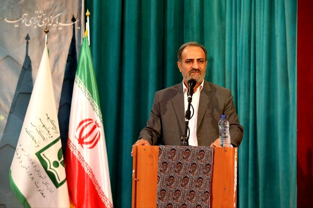 لزوم به‌روزرسانی شیوه‌های دعوت به نماز و تربیت دینی در آموزش و پرورش 
