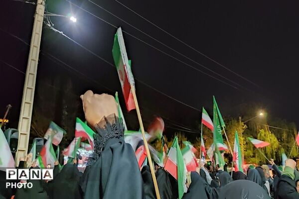 جهاد حضور در خیابان ادامه دارد