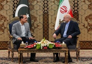 ‌قالیباف: از حقوق ملت و کشورمان عدول نمی‌کنیم