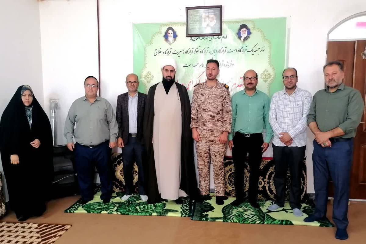 دیدار جمعی از خبرنگاران و اصحاب رسانه شهرستان با امام جمعه شهرستان بام و صفی آباد