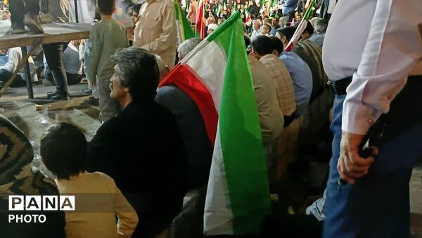 تجمع مردمی «دفاع از ایران‌جان» در جیرفت
