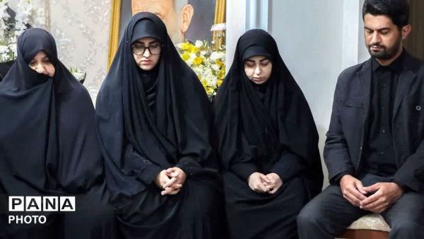 دیدار با خانواده شهدای جنگ رمضان در فردیس 