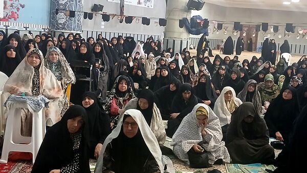 نماز جمعه سدی محکم در برابر دشمن