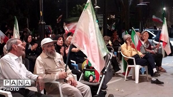 جلوه ی اتحاد در خیابان هفت تیر
