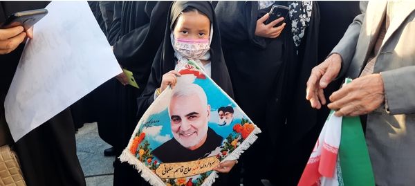 حماسه حضور مردم در حمایت از طرح نور حجاب و عفاف در مشهد