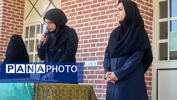 آیین نواختن زنگ انقلاب و جشن آغاز دهه مبارک فجر در گالیکش