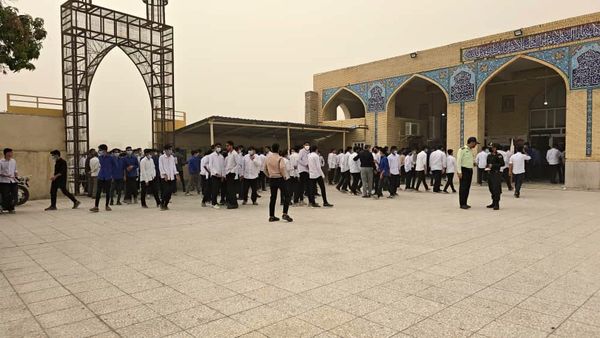 اجتماع بزرگ ۱۳ آبان در شهرستان میناب 